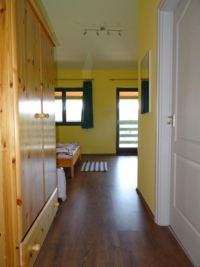 Kisrejtek Apartmanhaz Lispeszentadorján 外观 照片
